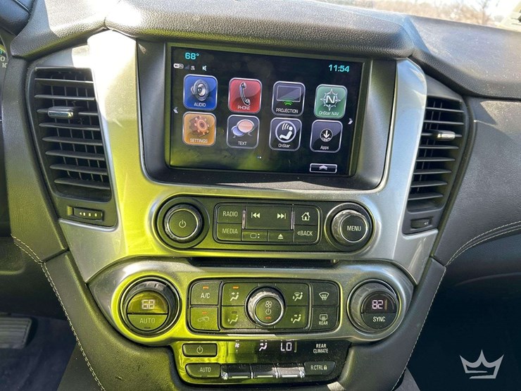 2019-chevrolet-tahoe-image-17