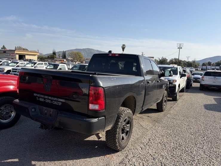 2015-dodge-ram-2500-image-3