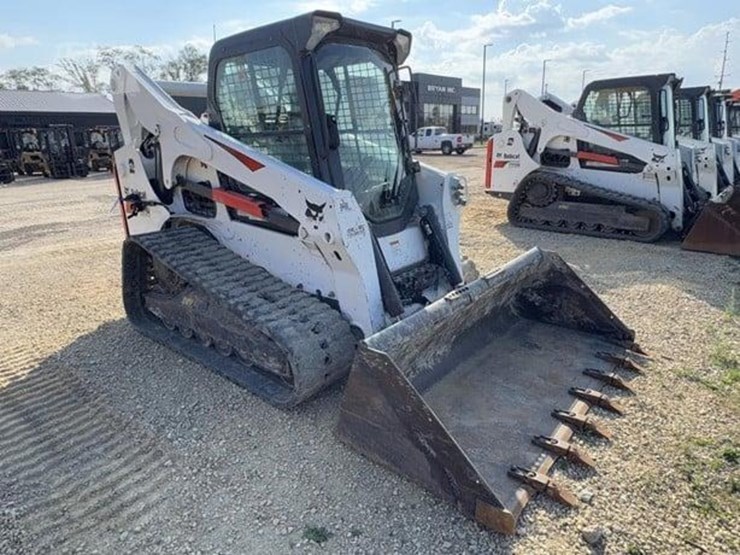 2022-bobcat-t770-image-4