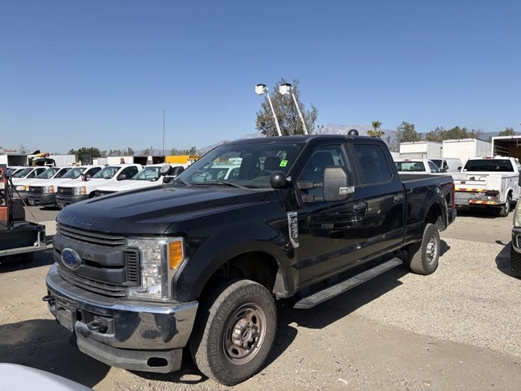 2017-ford-f250-image-1