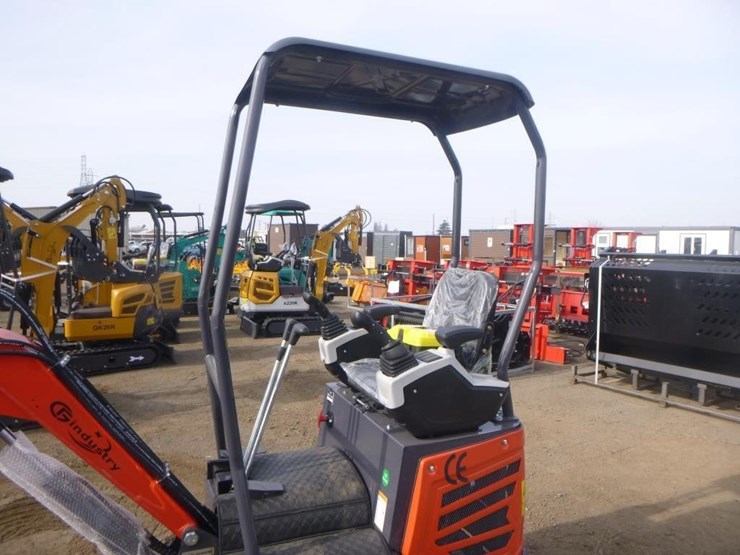 2025-agt-mx15rx-hydraulic-excavator-image-18