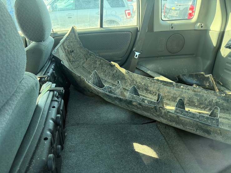 2001-chevrolet-tracker-image-37