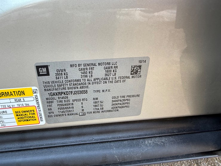 2015-gmc-acadia-sle-image-23