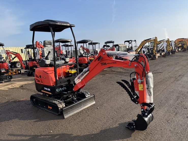 2025-tpm-18k-hydraulic-excavator-image-2