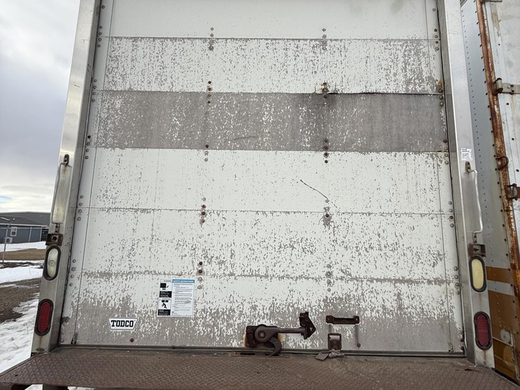 1998-international-4700-image-21