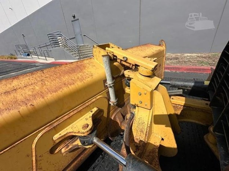 2013-caterpillar-d5k2-lgp-image-33