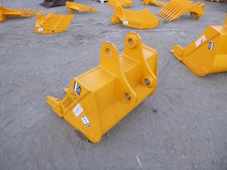 caterpillar-305-image-4