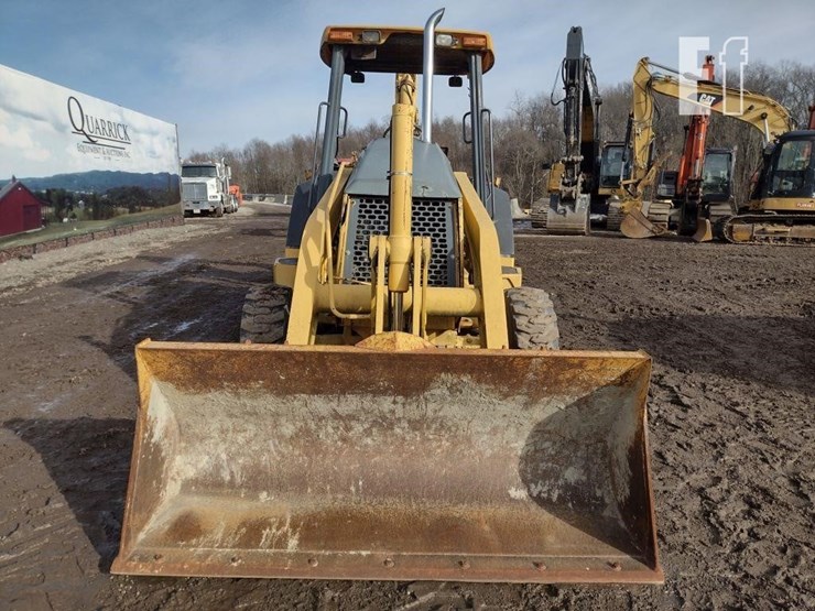 2005-deere-310g-image-2