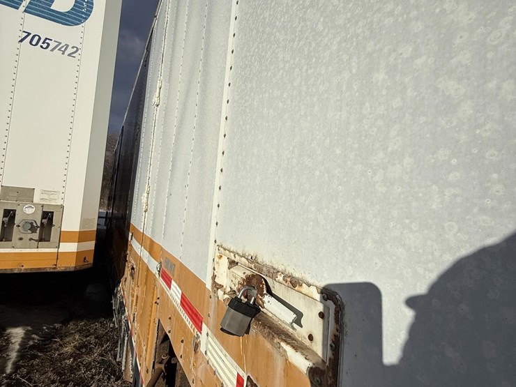 1997-kentucky-trailer-image-24