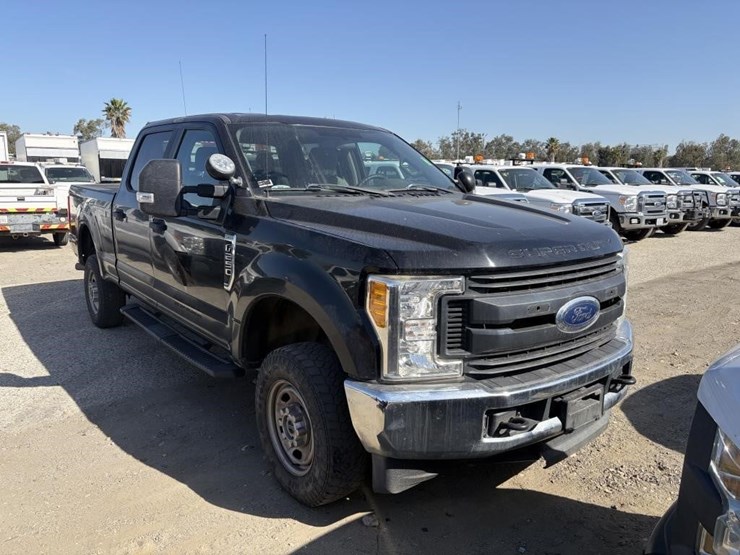 2017-ford-f250-image-4