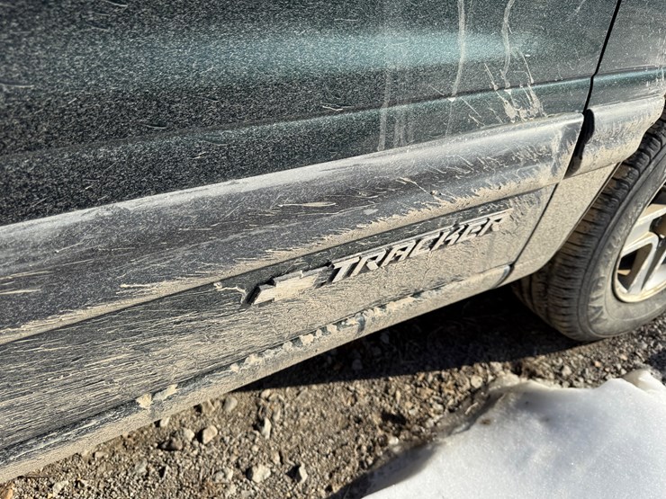 2004-chevrolet-tracker-image-15