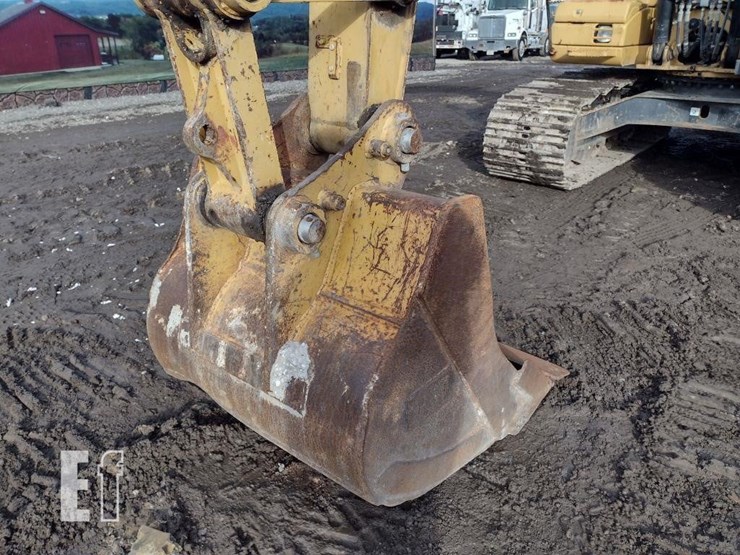 2010-caterpillar-312d-image-18