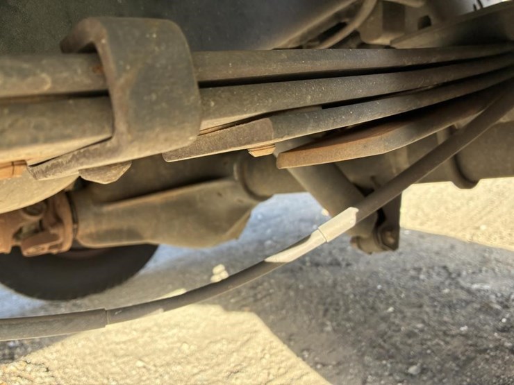 2010-ford-e350-image-6