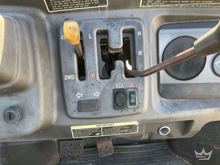 2009-kubota-rtv900-image-12