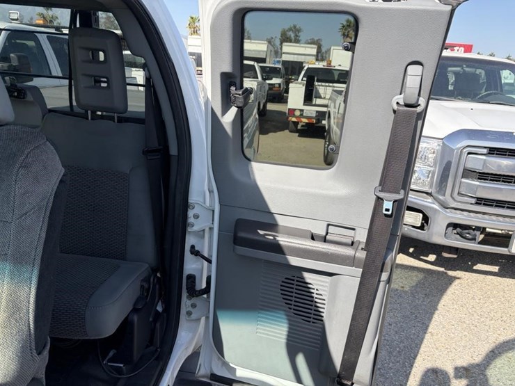 2011-ford-f250-image-19