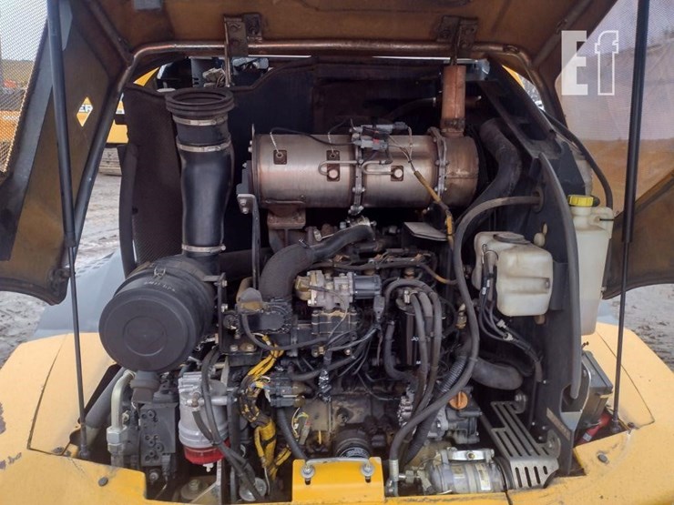 2019-deere-324l-image-25