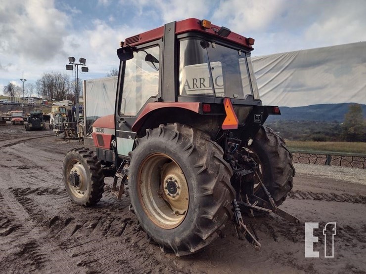 1996-case-ih-3230-image-27