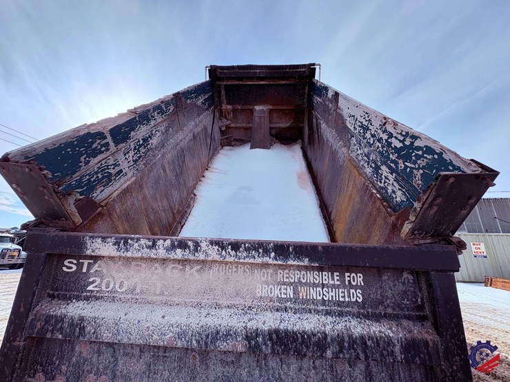 2021-western-star-4900ex-image-79