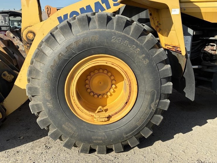 komatsu-wa380-image-10