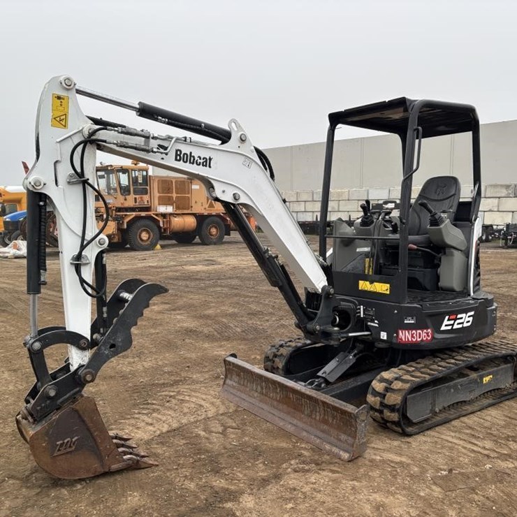 2021 BOBCAT E26