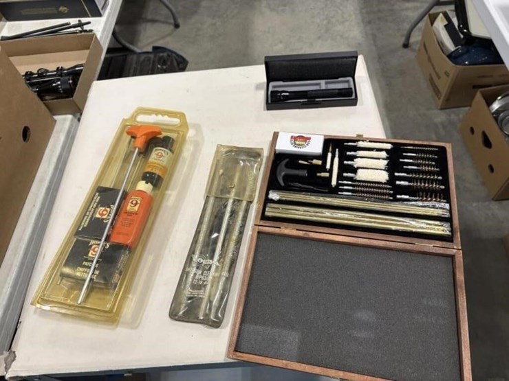 gun-cleaning-items-etc-image-1