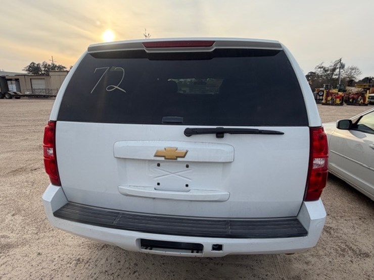 2012-chevrolet-tahoe-image-6