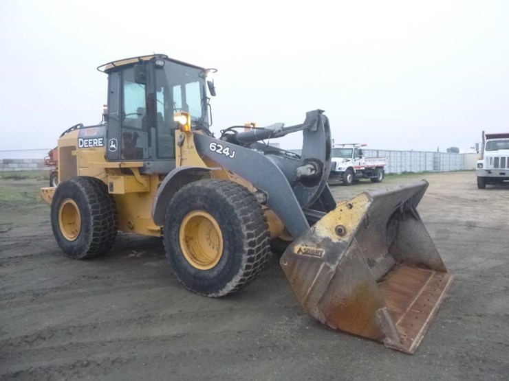 2005-deere-624j-image-2