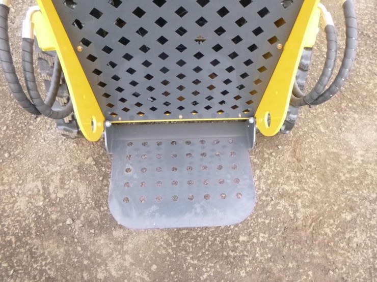 sdlanch-sdll60-skid-steer-track-loader-image-13