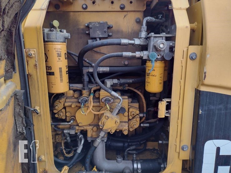2010-caterpillar-312d-image-46