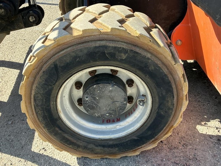 2015-jlg-g5-18a-image-8