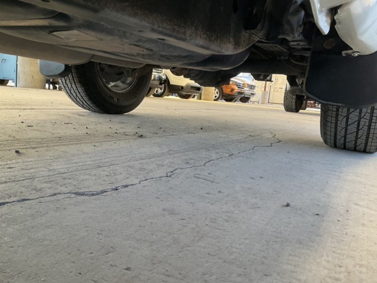 2015-nissan-frontier-image-25