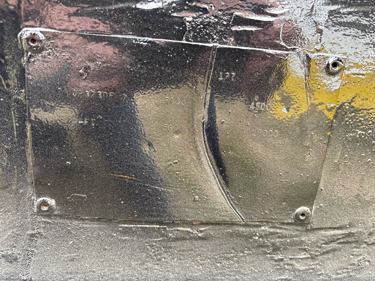 #32200-•-23ft-flatbed-trailer-with-dovetail-|-no-title-image-9