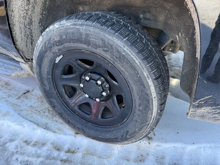 2015-chevrolet-tahoe-image-5