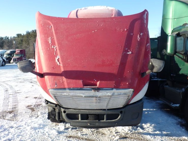 2017-freightliner-cascadia-125-image-25