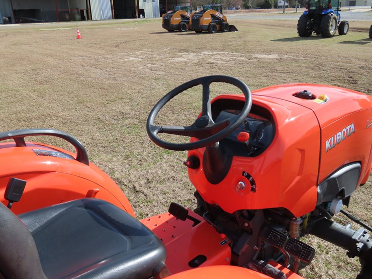 2016-kubota-l3301-image-7