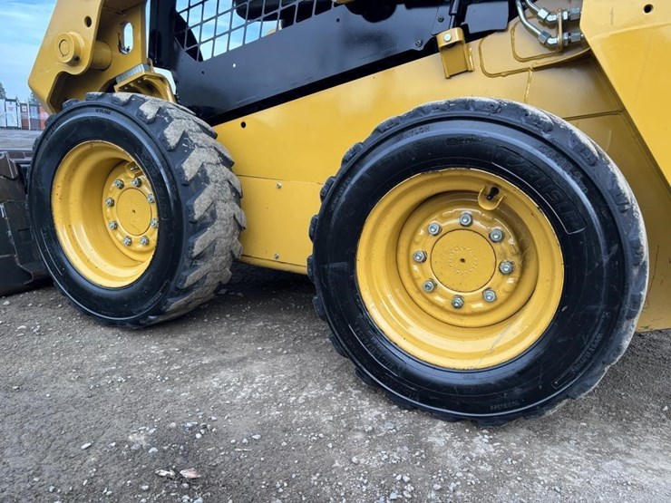 2018-caterpillar-226d-image-15