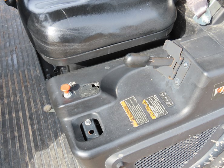 2018-kubota-rtv-x1120d-image-15