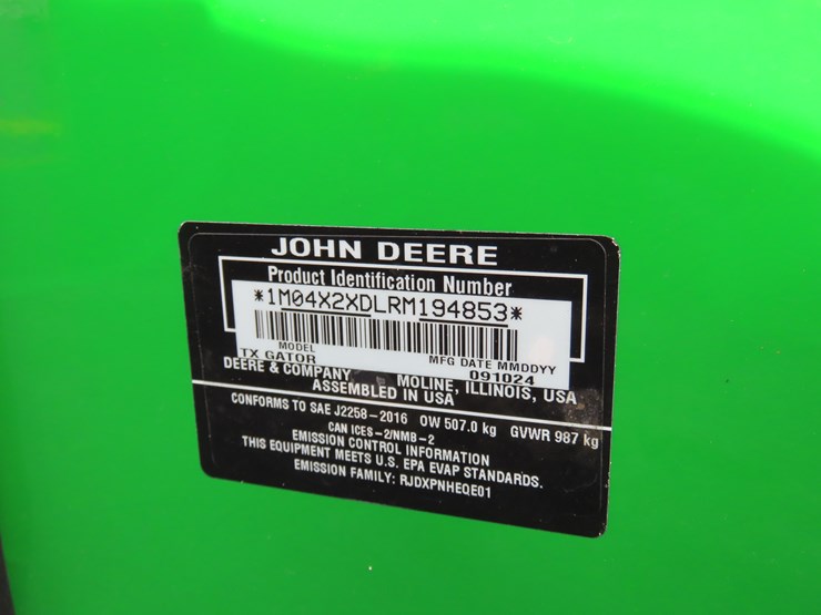 2024-john-deere-tx-4x2-image-13