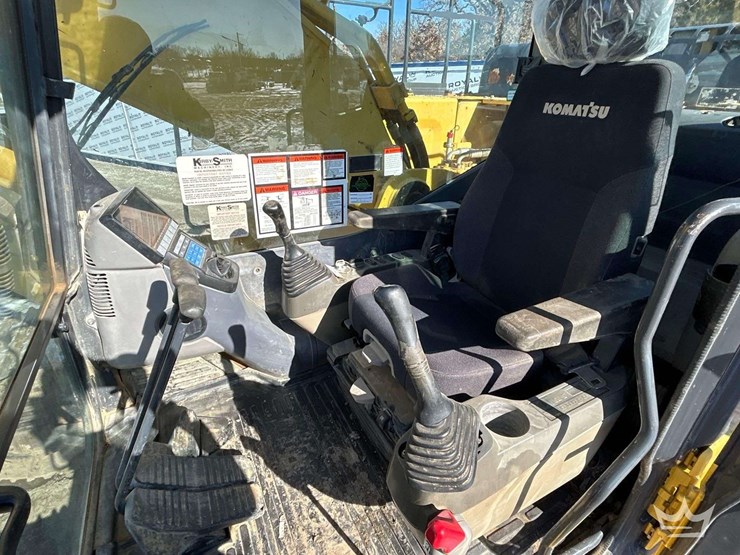 2013-komatsu-pc360-image-14