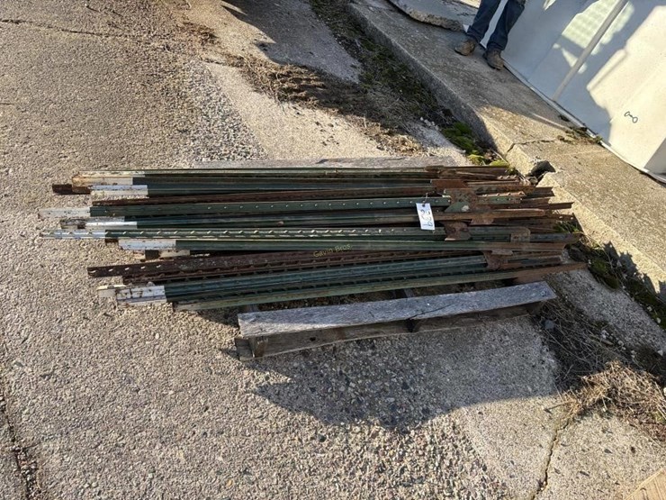 50-6'-t-posts-image-1