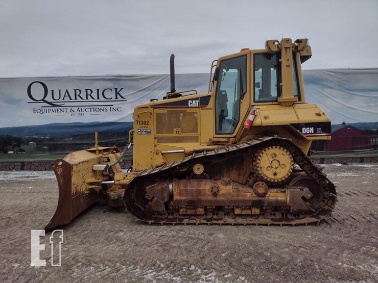 2006-caterpillar-d6n-xl-image-1