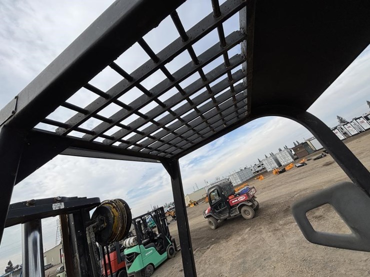 clark-c500-40-forklift-image-25