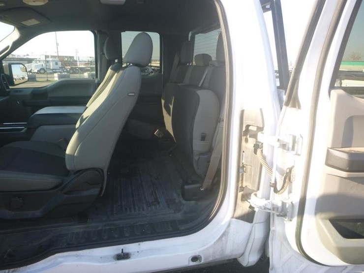 2019-ford-f150-image-7