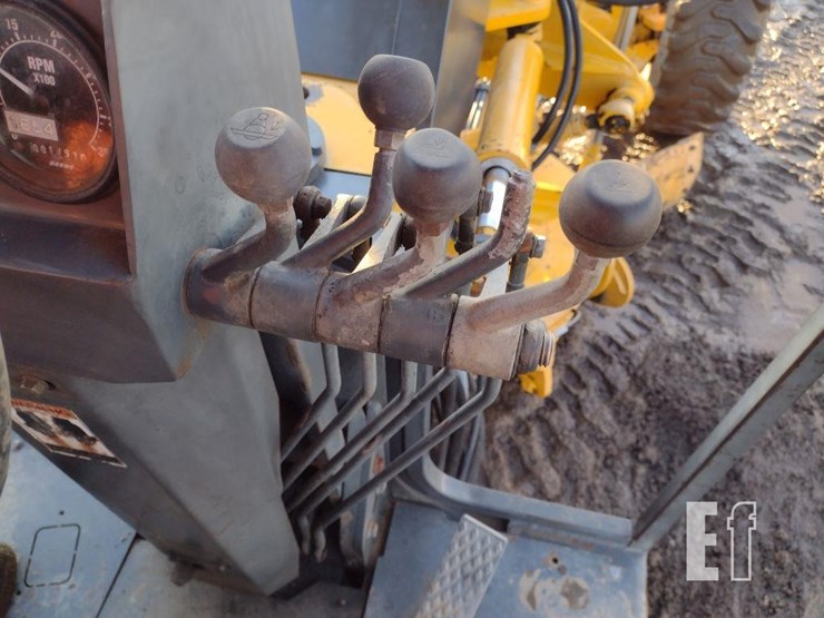 2004-volvo-g86-image-8