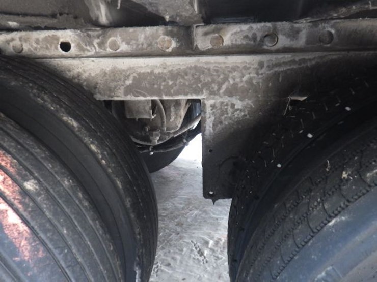 2018-utility-4000d-x-image-22