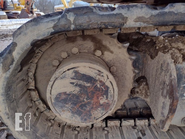 2013-deere-35d-image-35