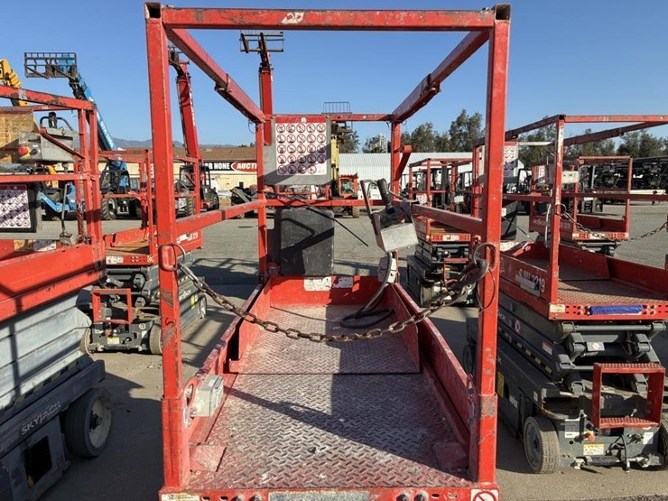 skyjack-sjiii3226-image-15