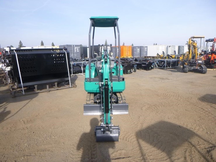 2025-agt-qk16r-hydraulic-excavator-image-6