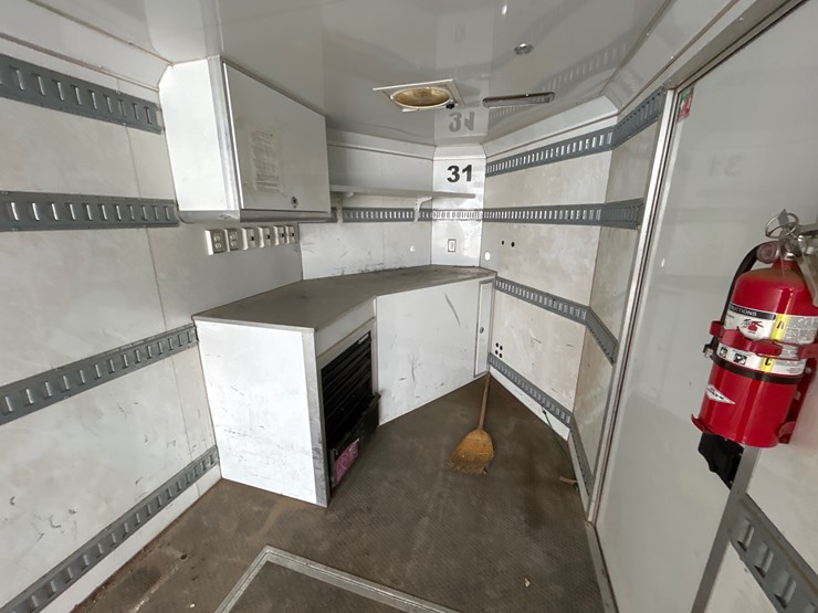 #362-•-2021-aluminum-trailer-co.-quest-enclosed-trailer-(#31)-image-11