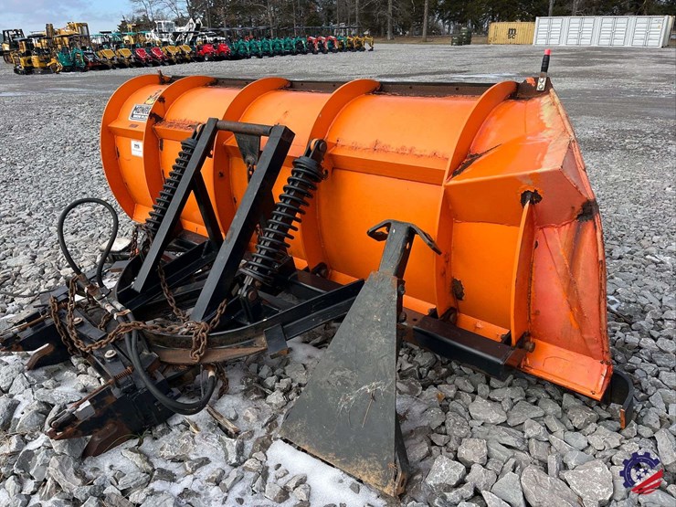 monroe-11’-snow-&-ice-plow-image-3